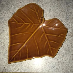 Leaf dish